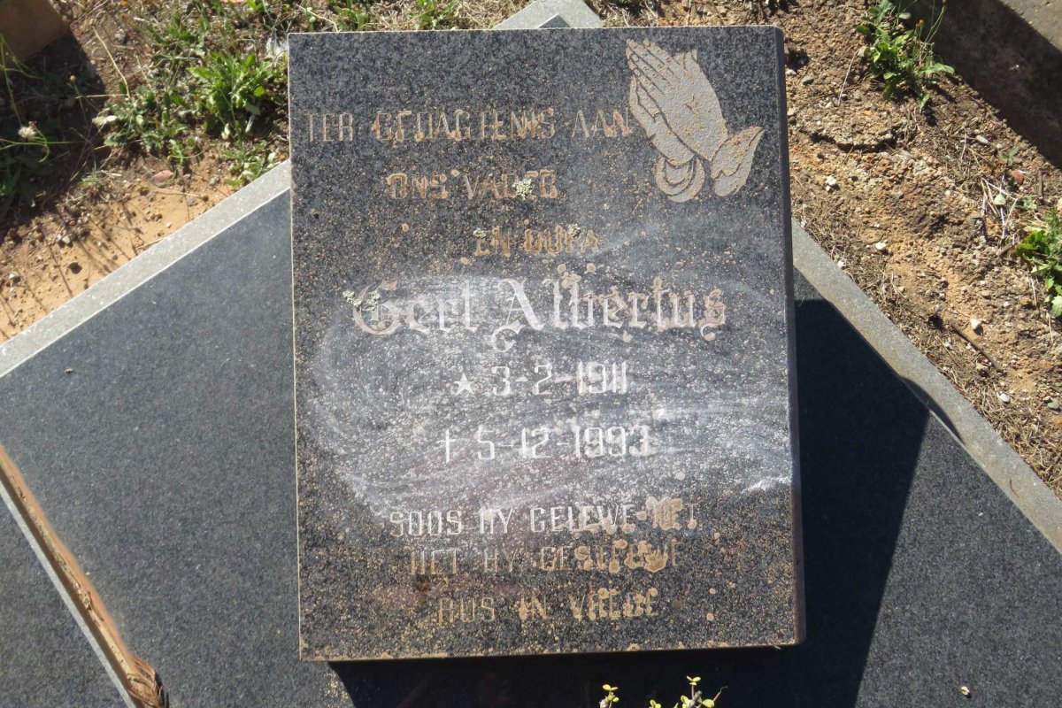 GRANGE Gert Albertus, la 1911-1993 &amp; Dirkie Marthina 1903-1992