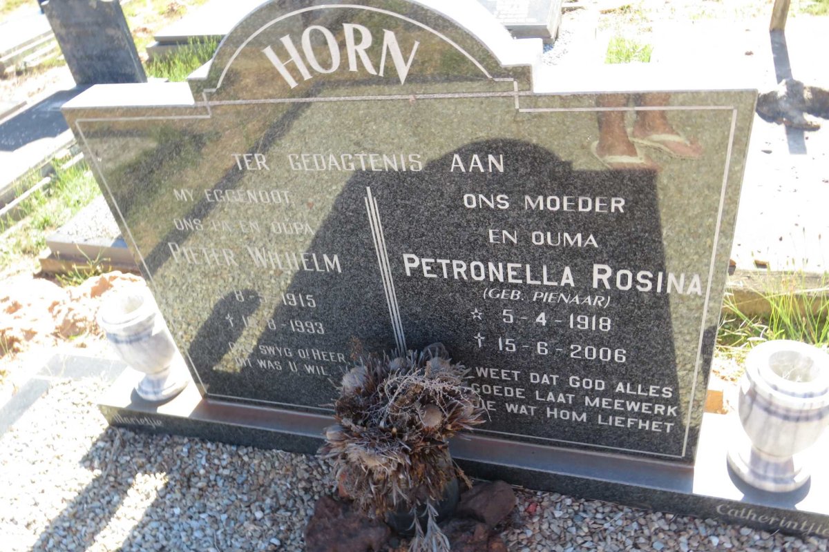 HORN Pieter Wilhelm 1915-1993 &amp; Petronella Rosina PIENAAR 1918-2006