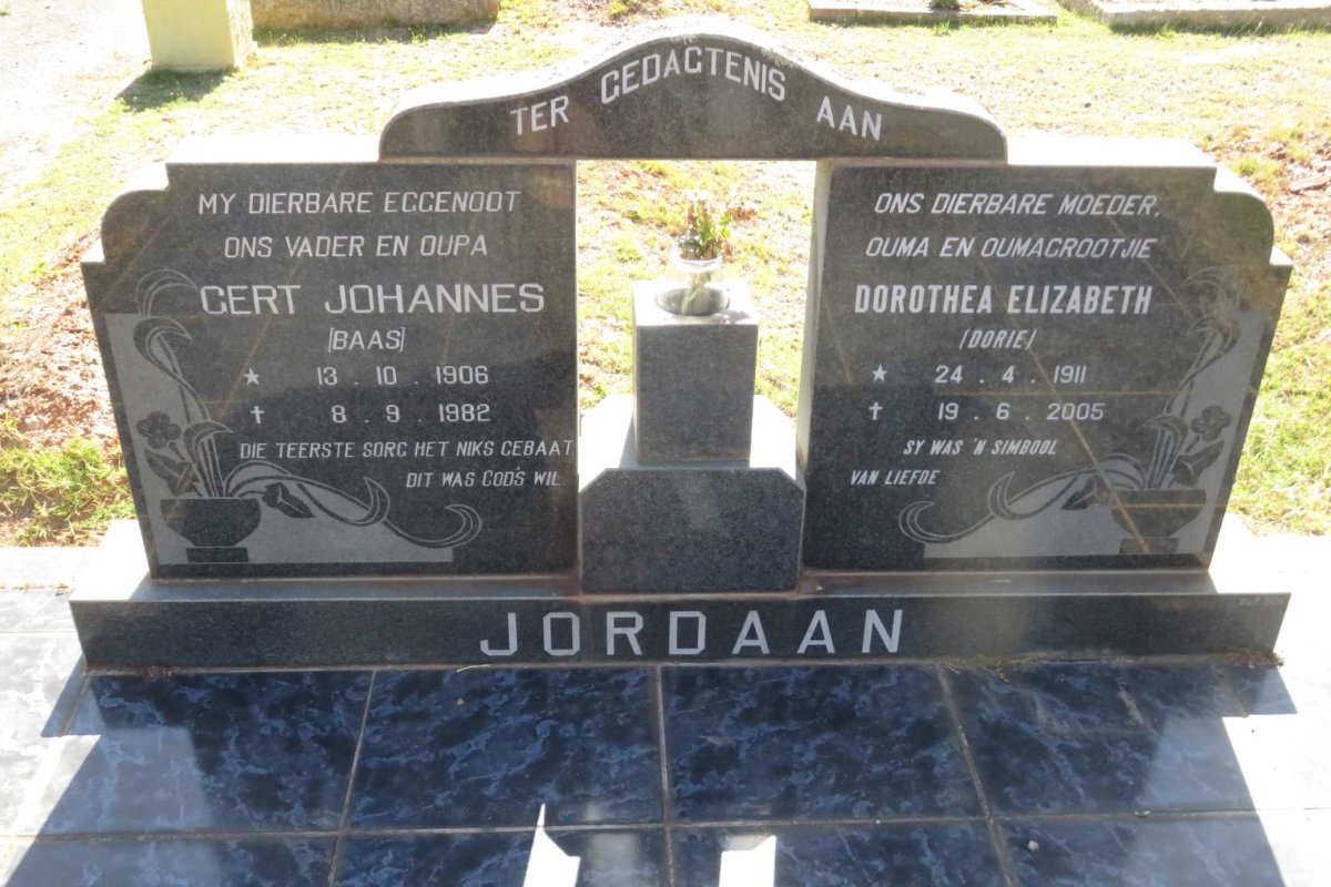 JORDAAN Gert Johannes 1906-1982 &amp; Dorothea Elizabeth 1911-2005