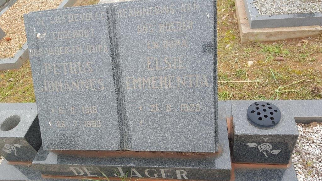JAGER Petrus Johannes, de 1918-1993 &amp; Elsie Emmerentia 1929-