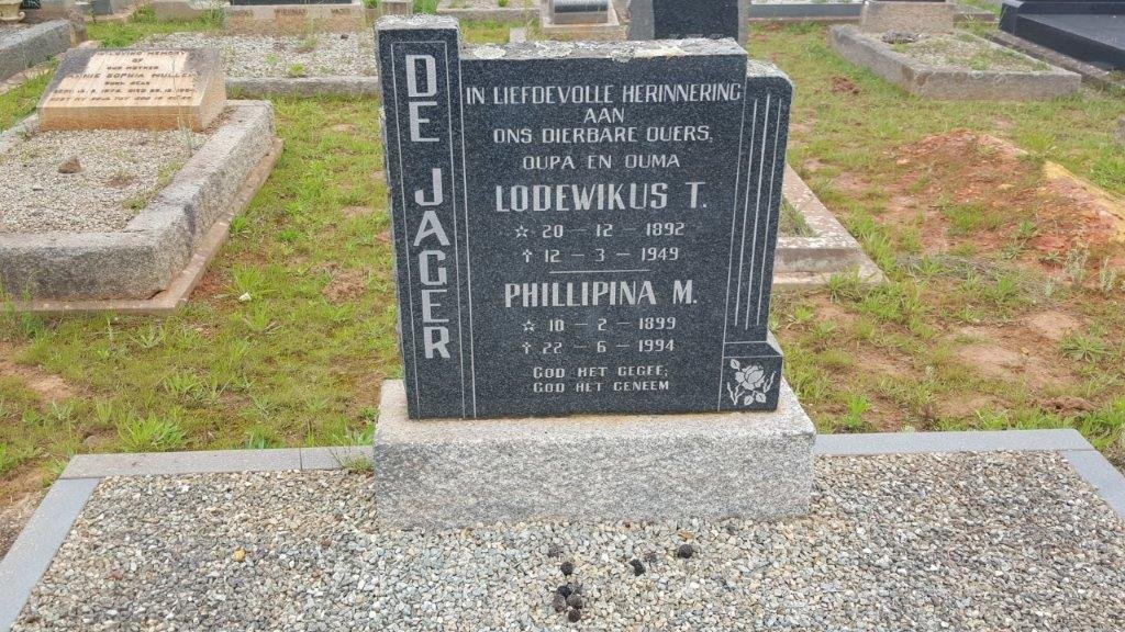 JAGER Lodewikus T., de 1892-1949 &amp; Phillipina M. 1899-1994
