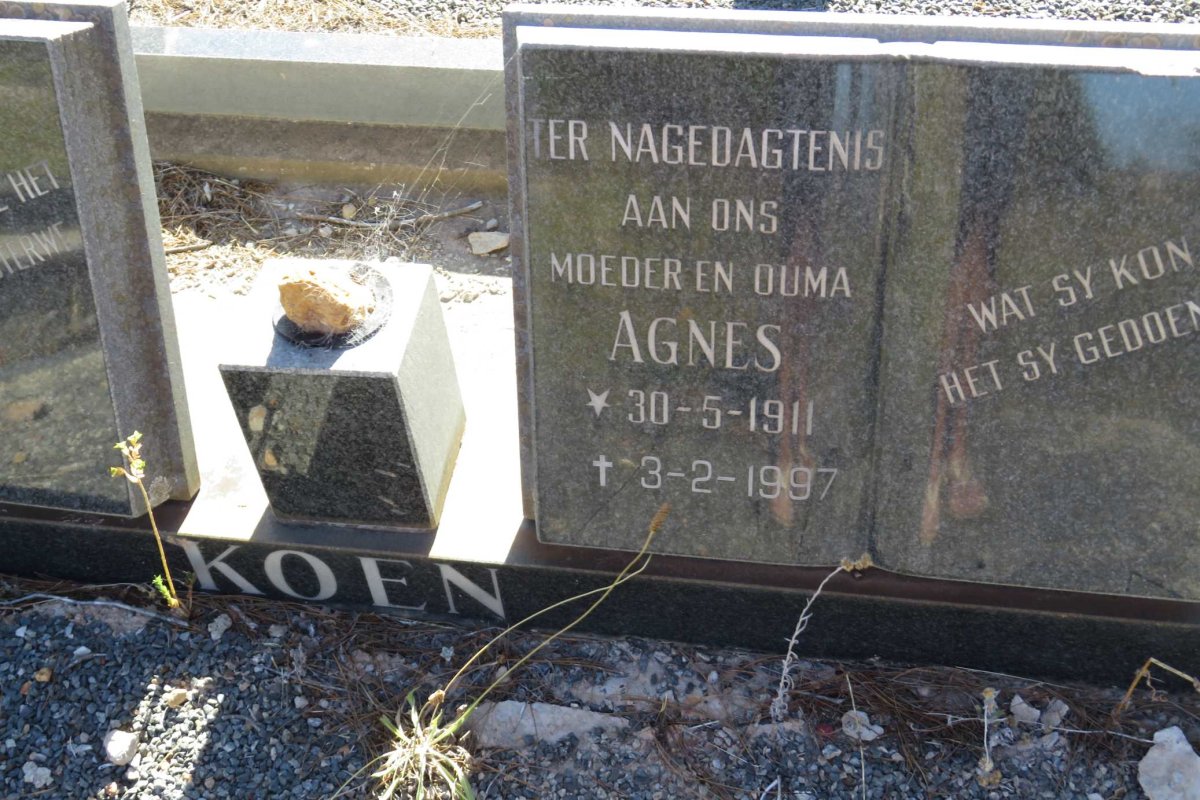 KOEN John 1905-1987 &amp; Agnes 1911-1997