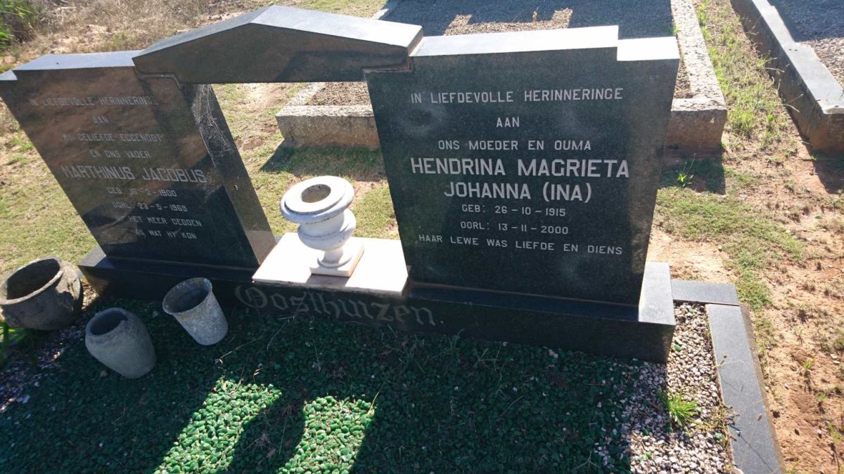 OOSTHUIZEN Marthinus Jacobus 1900-1969 &amp; Hendrina Magrieta Johanna 1915-2000