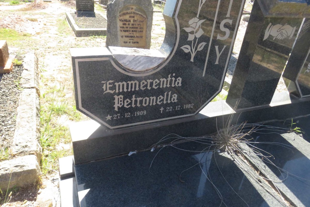 OOSTHUIZEN Salomon Nicolaas 1907-1988 &amp; Emmerentia Petronella 1909-1982