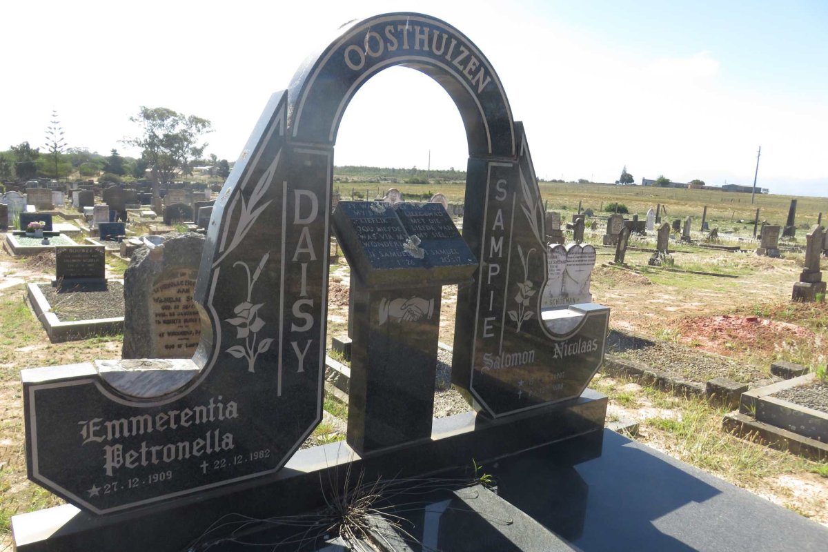 OOSTHUIZEN Salomon Nicolaas 1907-1988 &amp; Emmerentia Petronella 1909-1982