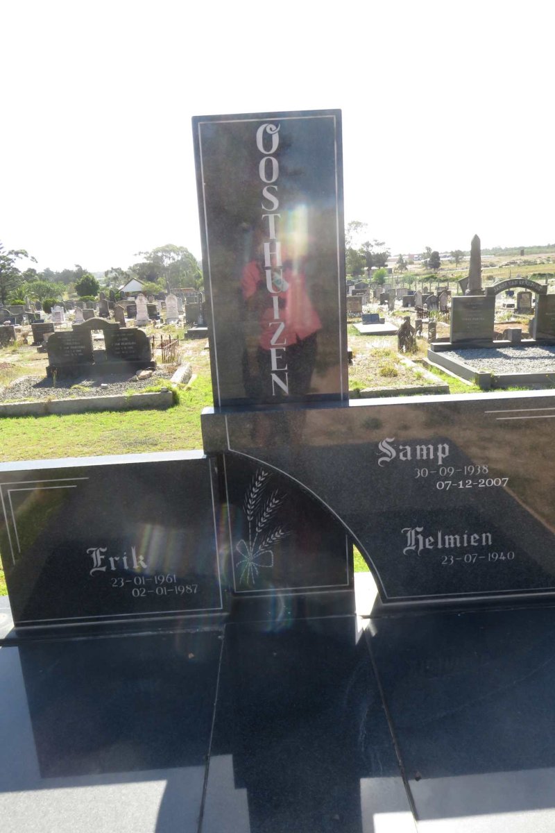 OOSTHUIZEN Samp 1938-2007 &amp; Helmien 1940- :: OOSTHUIZEN Erik 1961-1987