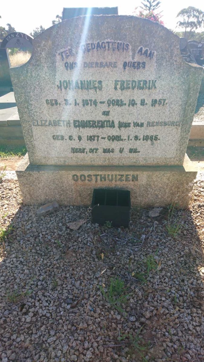 OOSTHUIZEN Johannes Frederik 1874-1957 &amp; Elizabeth Emmerentia VAN RENSBURG 1877-1965 :: YOUNG Lilly 1907-2002