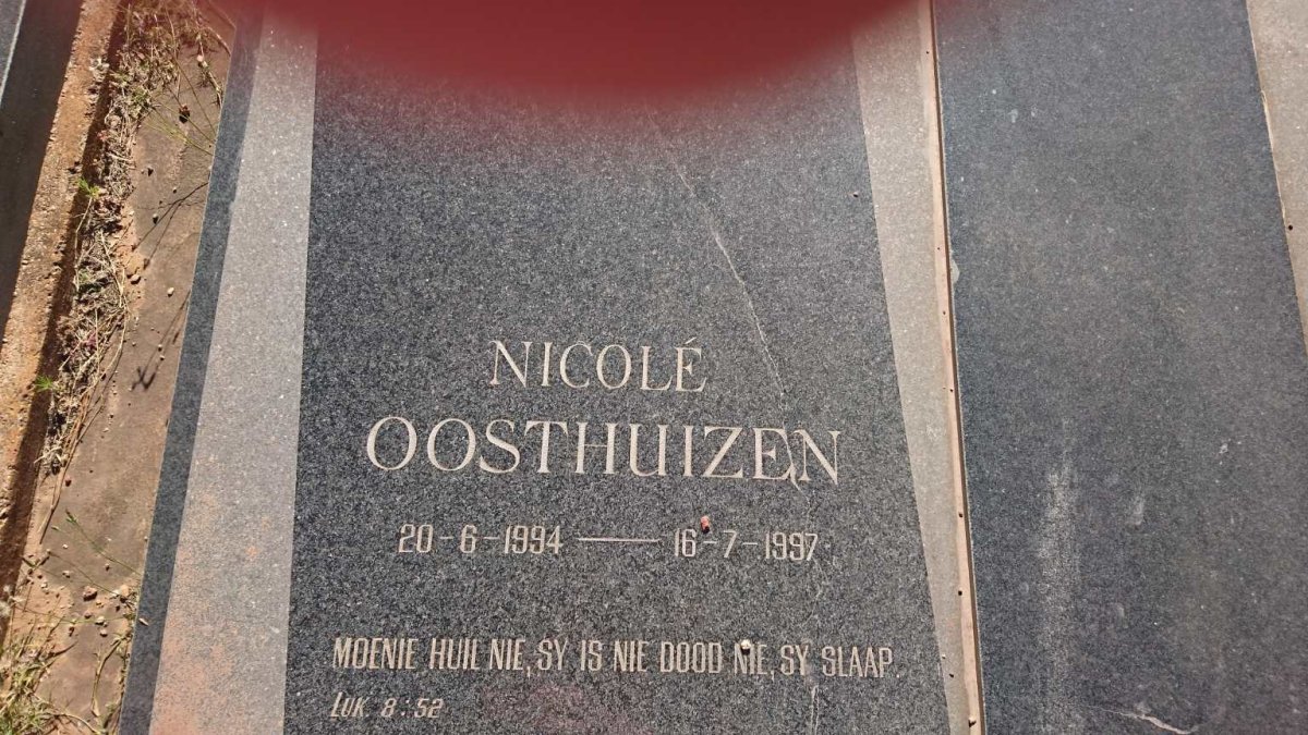 OOSTHUIZEN Nicole 1994-1997