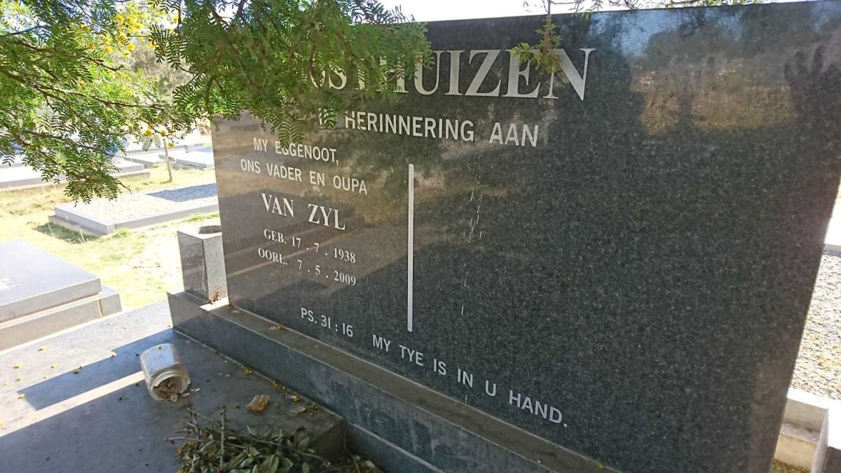 OOSTHUIZEN Van Zyl 1938-2009