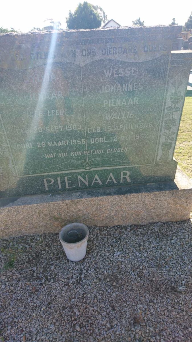 PIENAAR Wessel Johannes 1886-1957 &amp; Sylvia LEEB 1903-1955