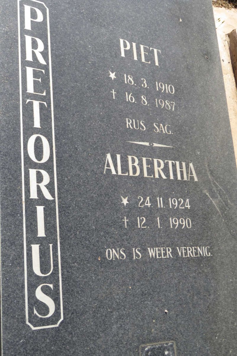PRETORIUS Piet 1910-1987 &amp; Albertha 1924-1990