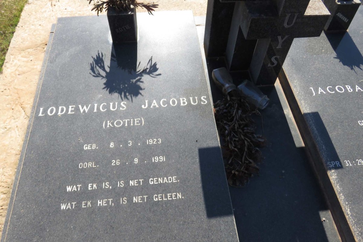 UYS Lodewicus Jacobus 1923-1991 &amp; Jacoba Johanna 1928-2015