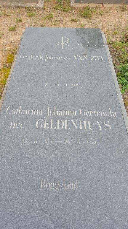 ZYL Frederik Johannes, van 1877-1933 &amp; Catharina Johanna Gertruida GELDENHUYS 1891-1969