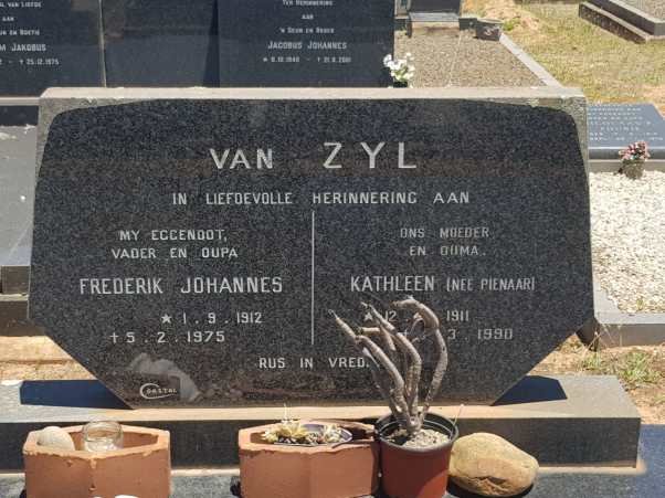 ZYL Frederik Johannes, van 1912-1975 &amp; Kathleen PIENAAR 1911-1990