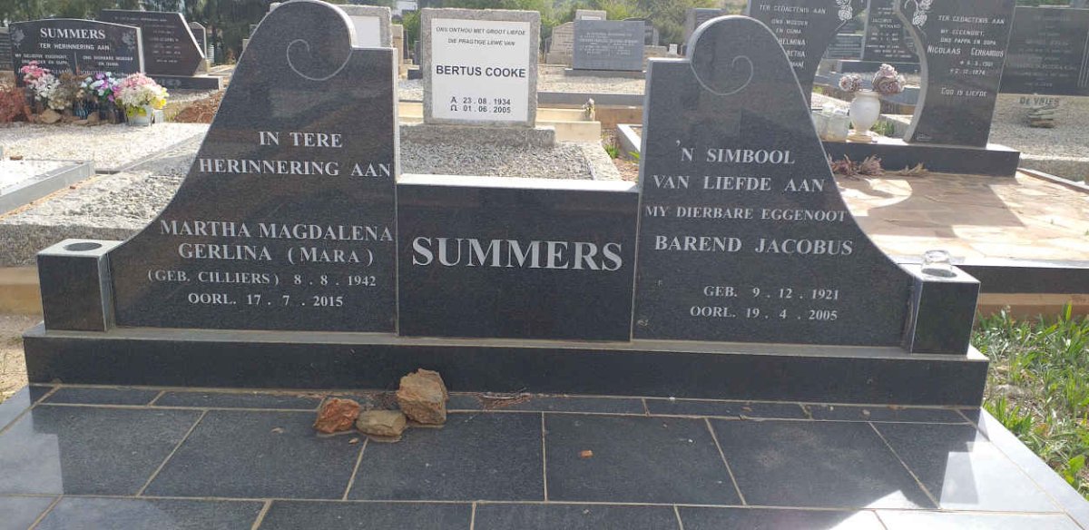 SUMMERS Barend Jacobus 1921-2005 &amp; Martha Magdalena Gerlina CILLIERS 1942-2015