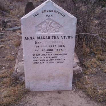 Western Cape, BEAUFORT-WEST district, Karoo National Park, Die Plaas Paalhuis 392, Paalhuis_01, farm cemetery