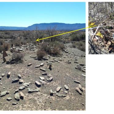 Western Cape, BEAUFORT-WEST district, Karoo National Park, Rietfontein 205, farm cemetery_02