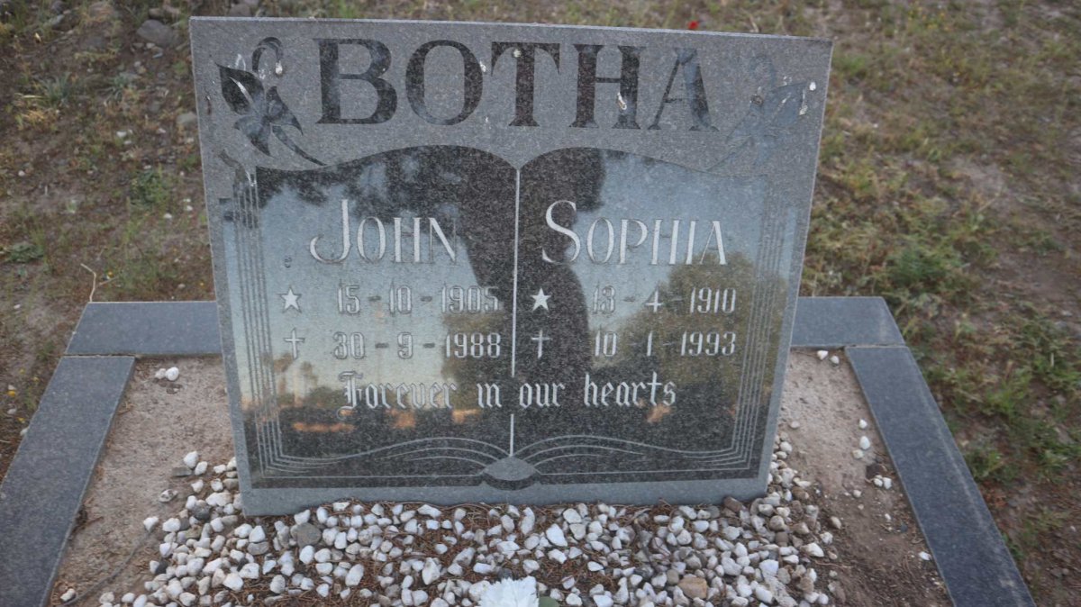 BOTHA John 1905-1988 &amp; Sophia 1910-1993