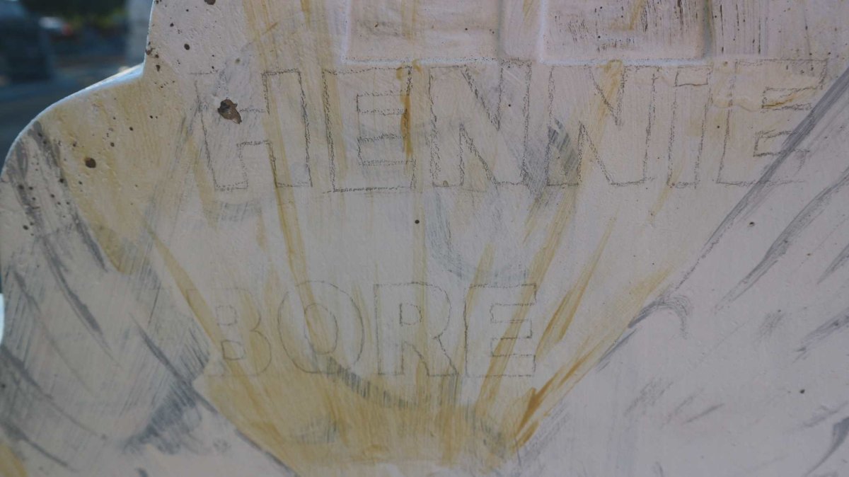 BORE Hennie
