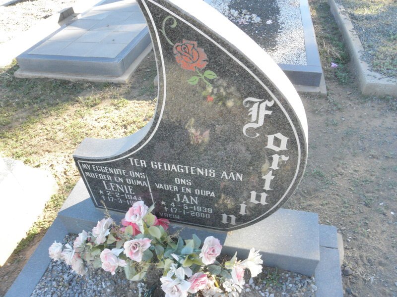 FORTUIN Jan 1939-2000 &amp; Lenie 1944-19?