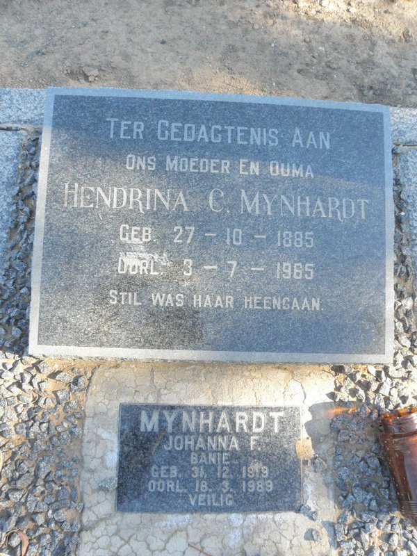 MYNHARDT Hendrina C. 1885-1965 :: MYNHARDT Johanna F. 1919-1989