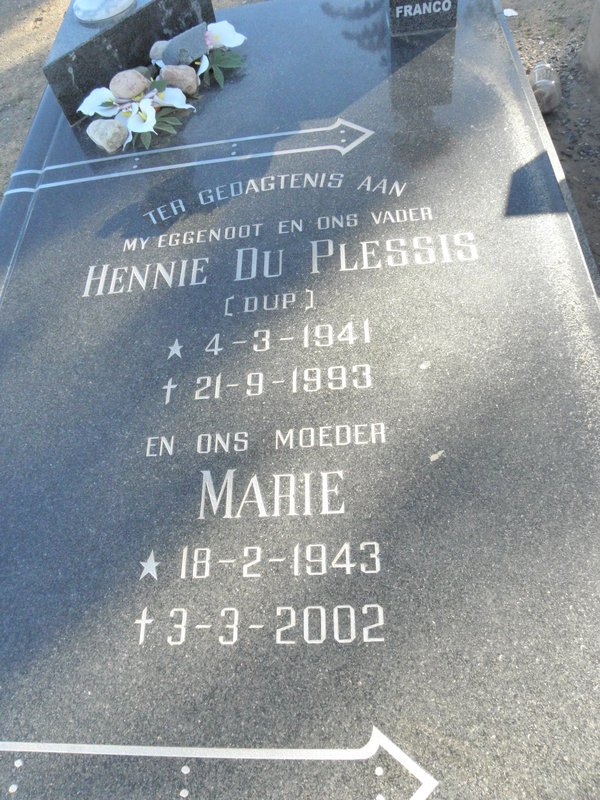 PLESSIS Hennie, Du 1941-1993 &amp; Marie 1942-2002
