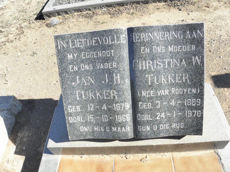 TUKKER Jan J.H. 1879-1966 &amp; Christina W. VAN ROOYEN 1889-1970