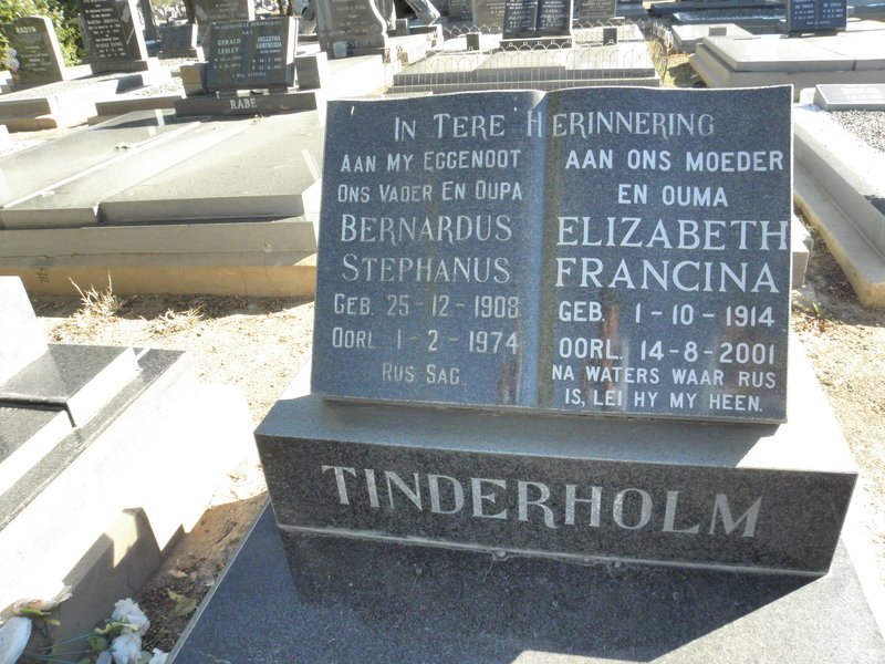 TINDERHOLM Bernardus Stephanus 1908-1974 &amp; Elizabeth Francina 1914-2001
