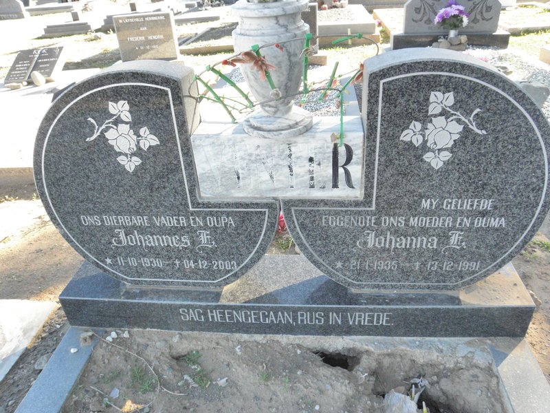 VENTER Johannes ? 1930-2003 &amp; Johanna ? 1935-1991