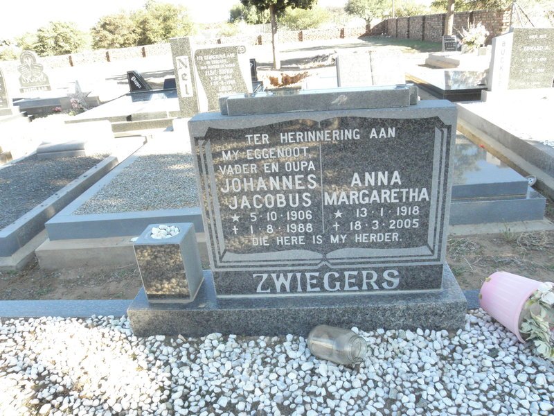 ZWIEGERS Johannes Jacobus 1906-1988 &amp; Anna Margaretha 1918-2005
