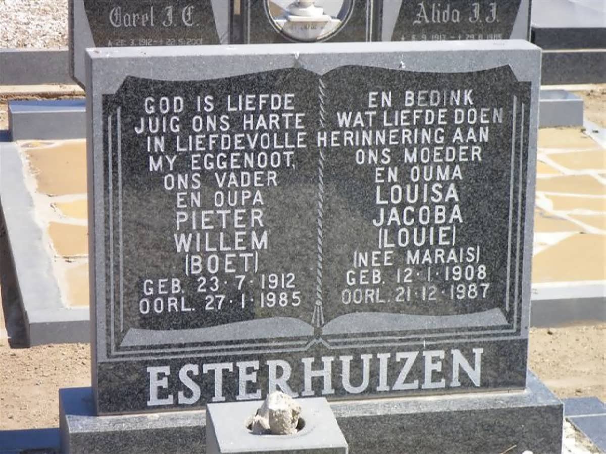 ESTERHUIZEN Pieter Willem 1912-1985 &amp; Louisa Jacoba MARAIS 1908-1987