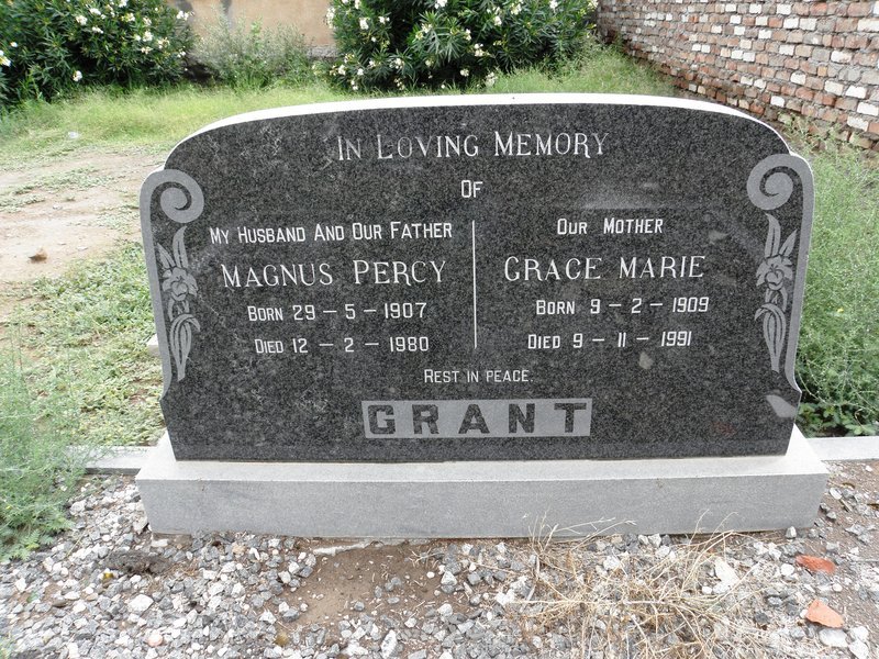 GRANT Magnus Percy 1907-1980 &amp; Grace Marie 1909-1991