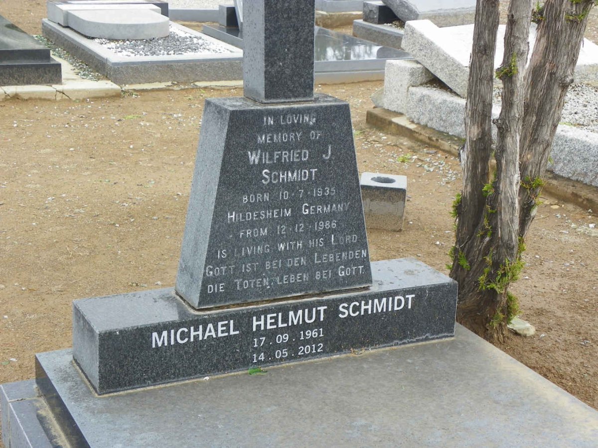 SCHMIDT Wilfried J. 1935-1986 :: SCHMIDT Michael Helmut 1961-2012