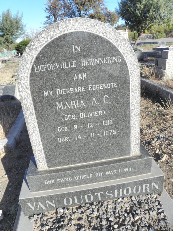 OUDTSHOORN Maria A.C., van nee OLIVIER 1919-1975