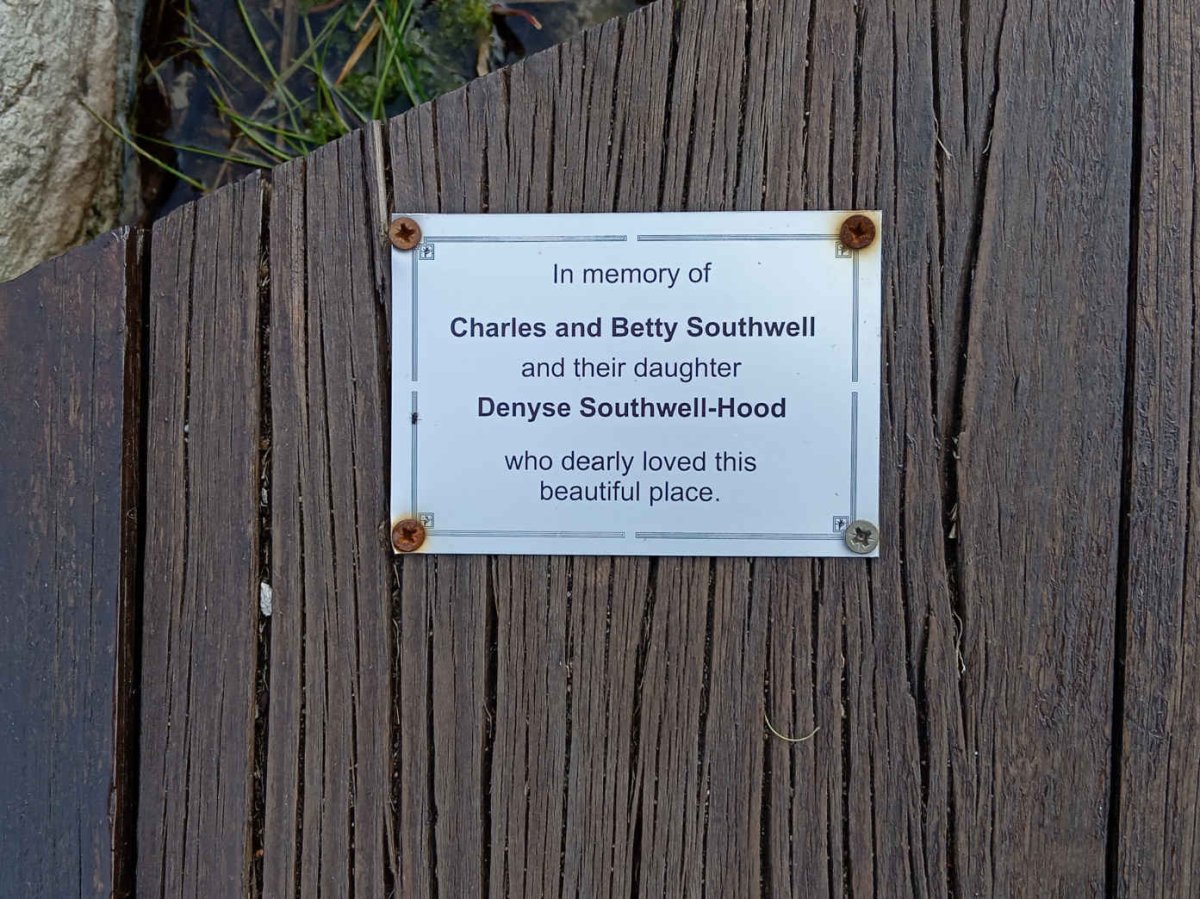 SOUTHWELL Charles &amp; Betty :: HOOD Denyse nee SOUTHWELL