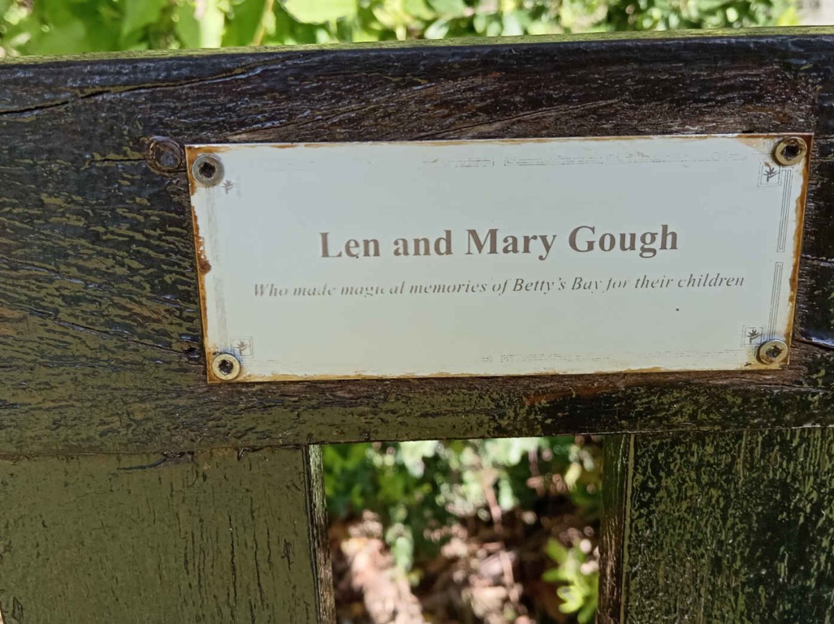 GOUGH Len &amp; Mary