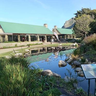 Western Cape, BETTY'S BAY, Harold Porter Botanical Gardens, Memorial plaques
