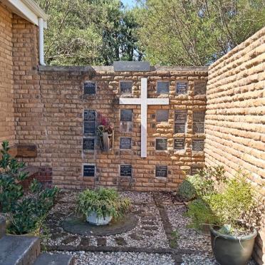Western Cape, BETTY'S BAY, Lakeside Chapel, Memorial Wall