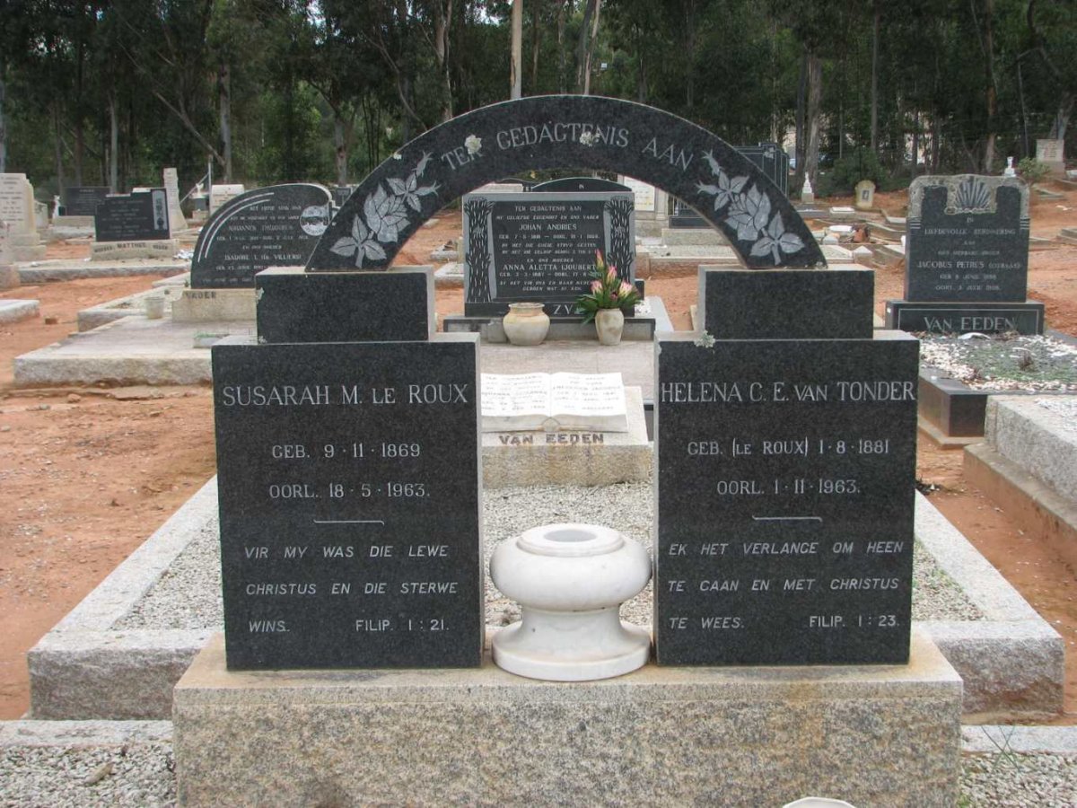 ROUX Susarah M., le 1869-1963 :: VAN TONDER Helena C.E. nee LE ROUX 1881-1963