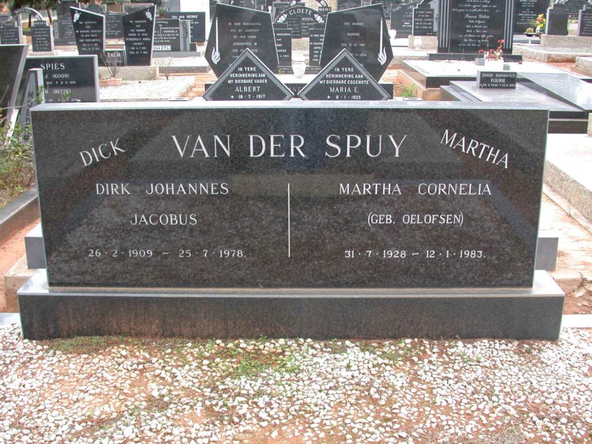 SPUY Dirk Johannes Jacobus, van der 1909-1978 &amp; Martha Cornelia OELOFSEN 1928-1983