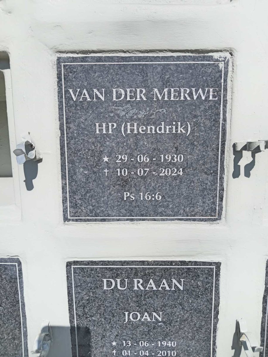 MERWE H.P., van der 1930-2024 