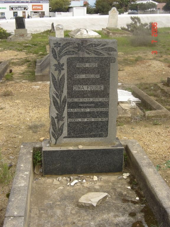FOURIE Dina