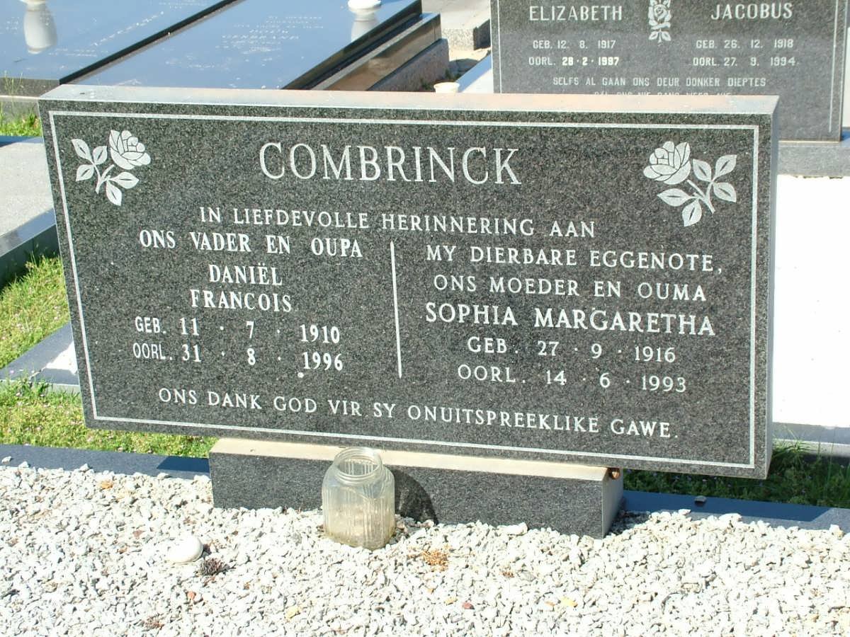 COMBRINCK Daniël Francois 1910-1996 &amp; Sophia Margaretha 1916-1993