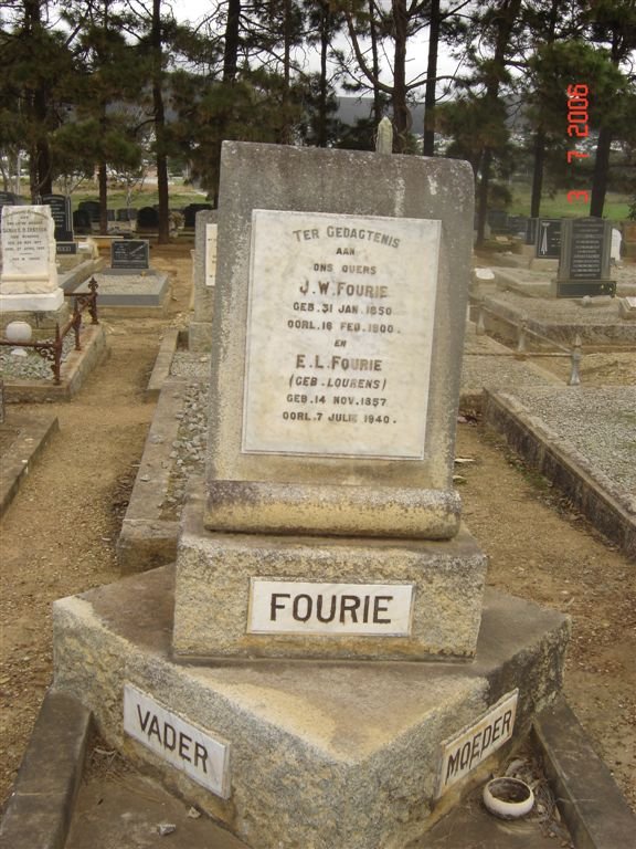 FOURIE J.W. 1850-1900 &amp; E.L. LOURENS 1857-1940
