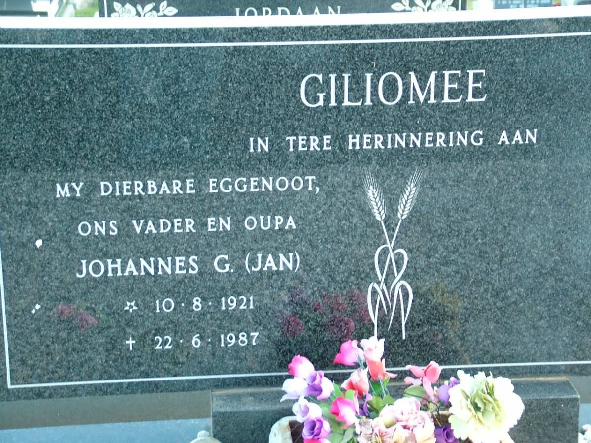 GILIOMEE Johannes G. 1921-1987