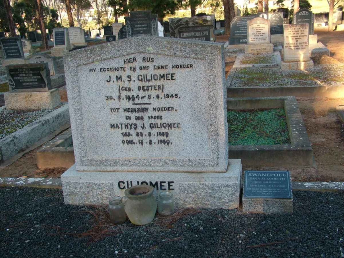 GILIOMEE Mathys J. 1880-1950 &amp; J.M.S. BESTER 1884-1945 :: SWANEPOEL Dina Elizabeth nee GILIOMEE 1915-2000