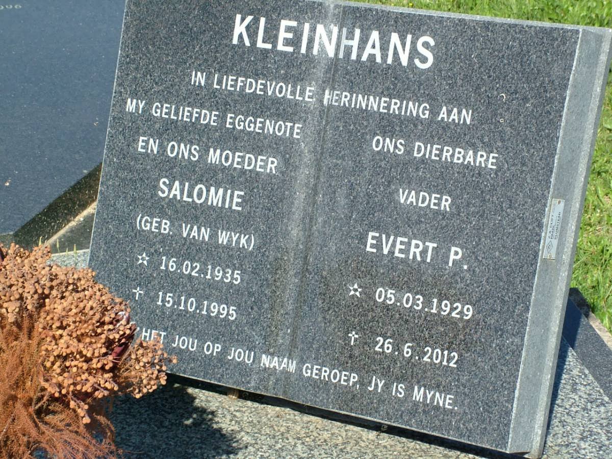 KLEINHANS Evert P. 1929-2012 &amp; Salomie VAN WYK 1935-1995