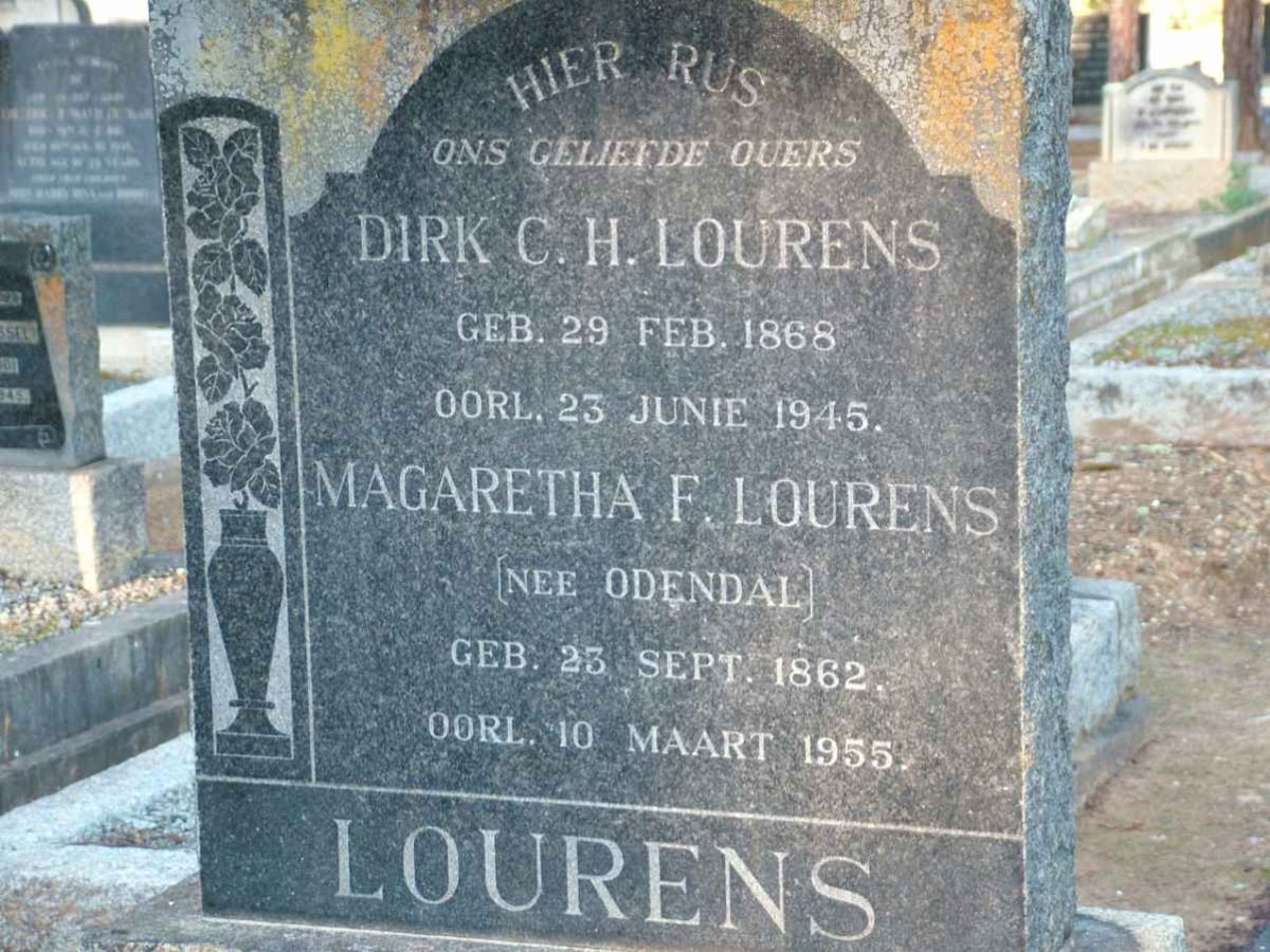 LOURENS Dirk C.H. 1868-1945 &amp; Magaretha F. ODENDAL 1862-1955