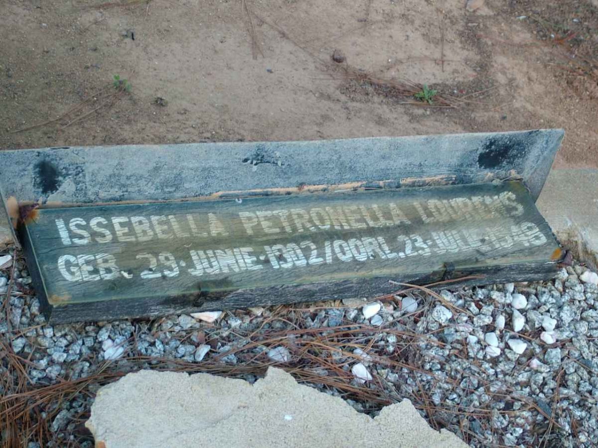 LOURENS Issebella Petronella 1902-1948