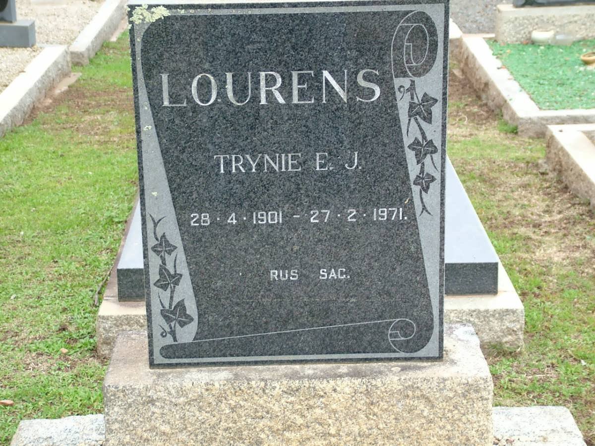 LOURENS Trynie E.J. 1901-1971